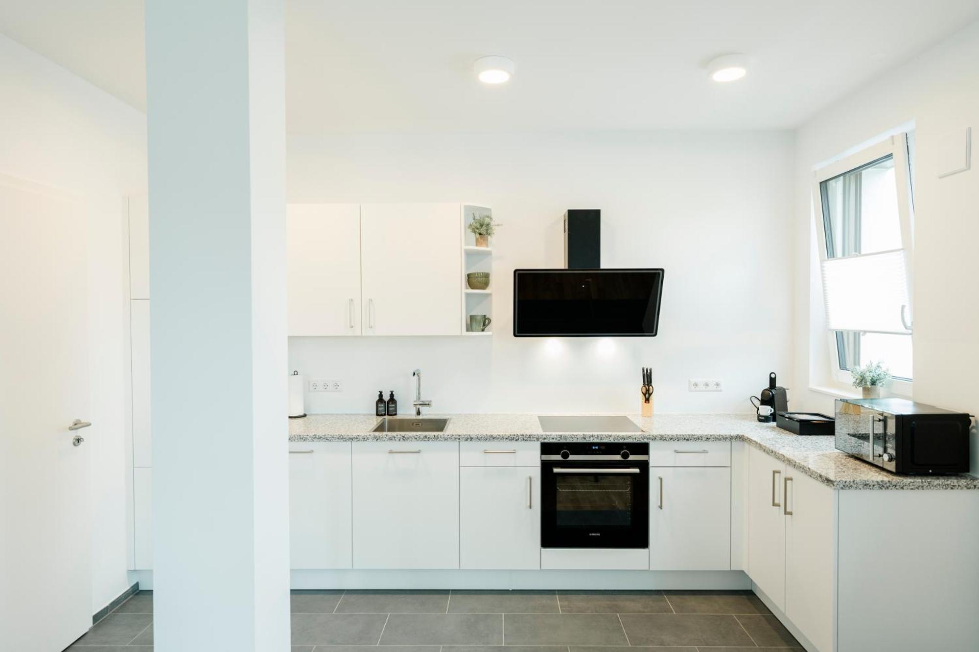 Kocasa-Apartments 02, Design, City-Center Boeblingen, Stellplatz, Balkon, Waipu-Tv Экстерьер фото