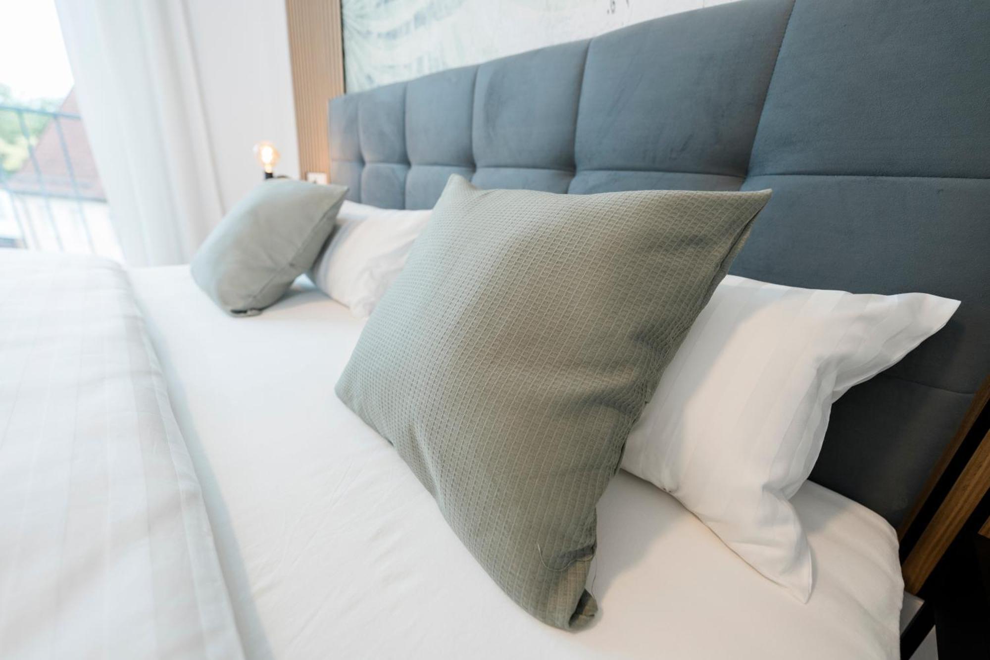 Kocasa-Apartments 02, Design, City-Center Boeblingen, Stellplatz, Balkon, Waipu-Tv Экстерьер фото
